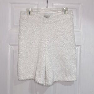 The Group by Babaton Retreat Short in Oak size Large